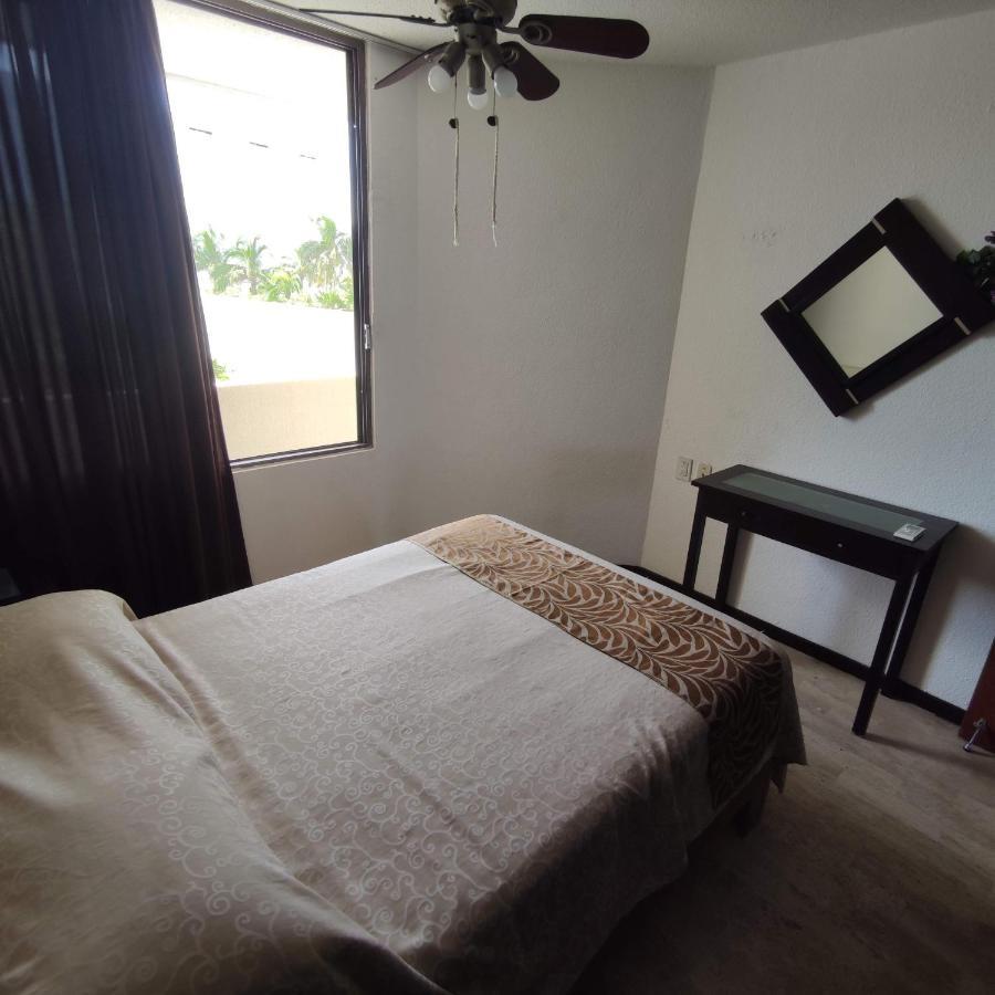 Bella Beach Condo Vacation 2 Bedrooms カンクン エクステリア 写真