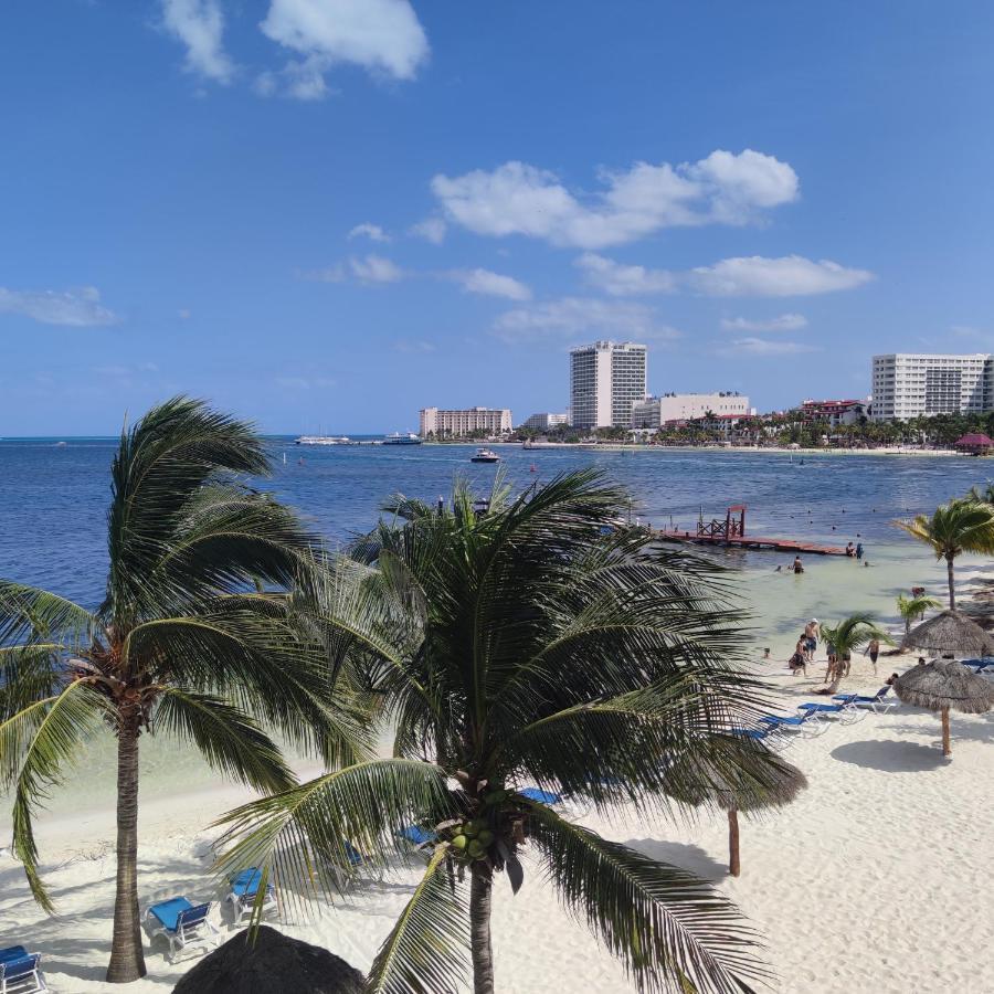 Bella Beach Condo Vacation 2 Bedrooms カンクン エクステリア 写真