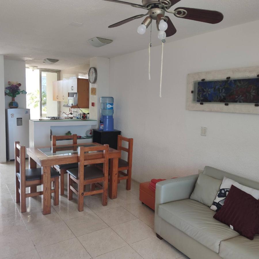 Bella Beach Condo Vacation 2 Bedrooms カンクン エクステリア 写真