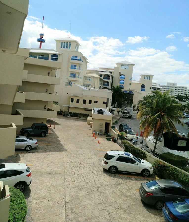 Bella Beach Condo Vacation 2 Bedrooms カンクン エクステリア 写真