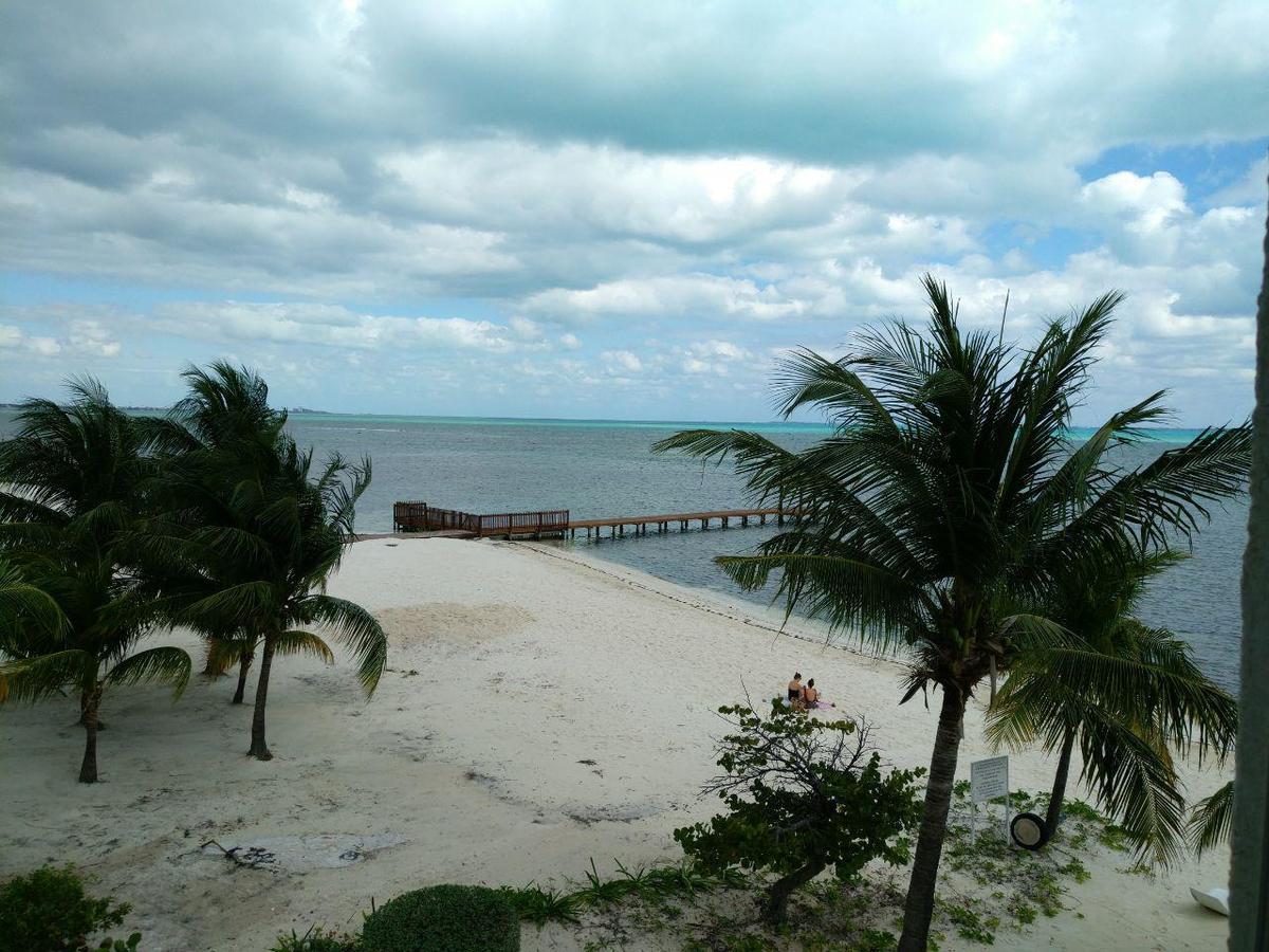Bella Beach Condo Vacation 2 Bedrooms カンクン エクステリア 写真