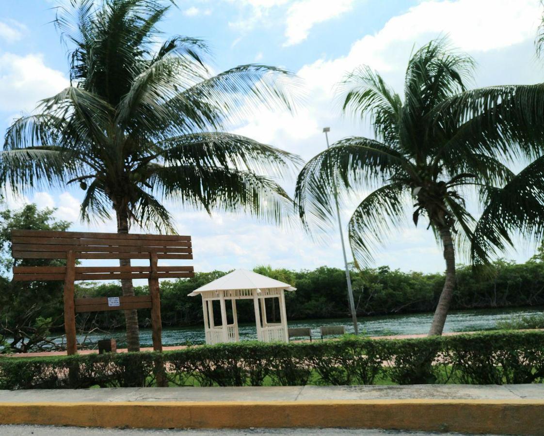 Bella Beach Condo Vacation 2 Bedrooms カンクン エクステリア 写真