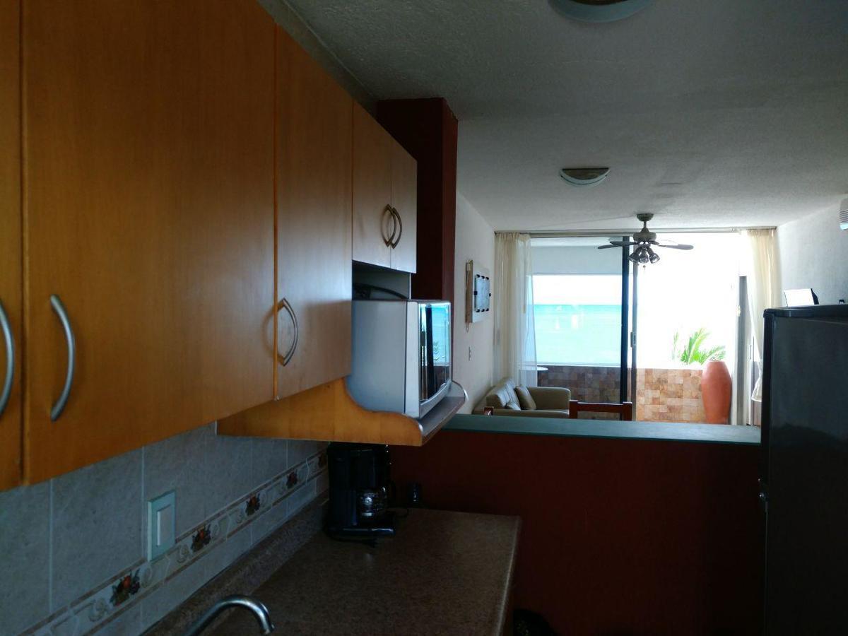 Bella Beach Condo Vacation 2 Bedrooms カンクン エクステリア 写真